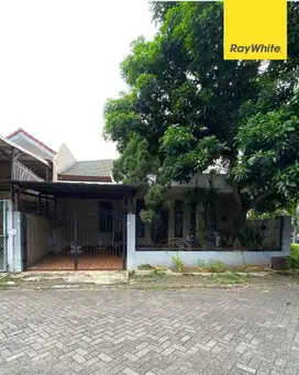 Dijual Rumah Tanah Luas di Taman Palma Citra Raya