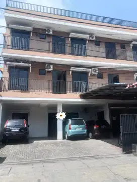 Dijual Kos 3 Lantai 40 Kamar SHM di Jl Kramat Jaya Baru, Jakarta Pusat