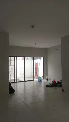 Disewakan Rumah Cluster Alamanda di Jakarta Garden City
