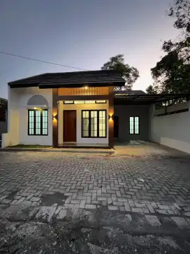1 Unit Terakhir! Rumah Baru Dalam Cluster 50m Ke Jl. Magelang Km 12