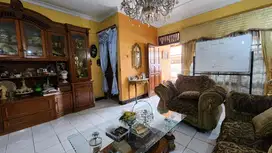 Rumah 2 Lantai di Tebet Timur