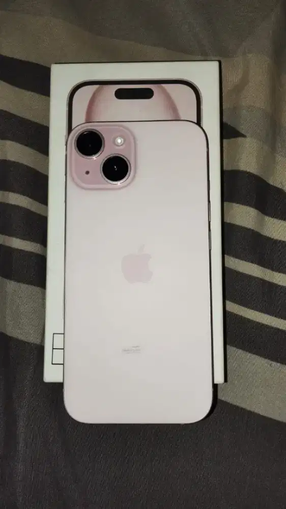 Iphone 15 128 pink ibox
