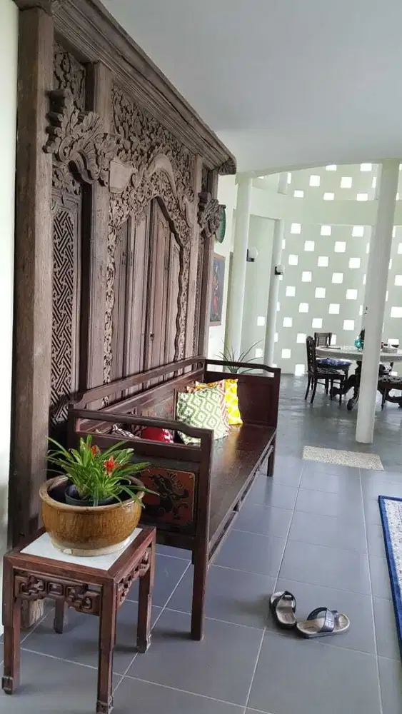 Rumah Villa 3 Lantai Bojong Koneng Bandung (VA)