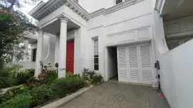 Sewa Rumah 3 BR Mewah di Bangka - Jakarta Selatan