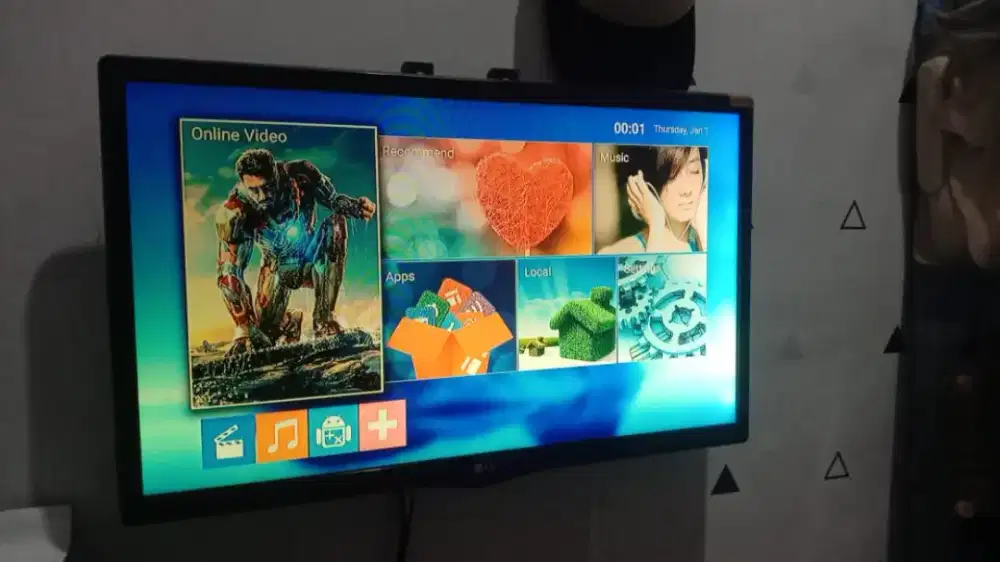 TV LED Merk LG 24 inchi