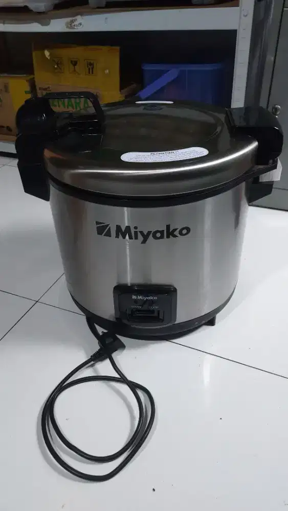Rice Cooker Miyako 6 Ltr