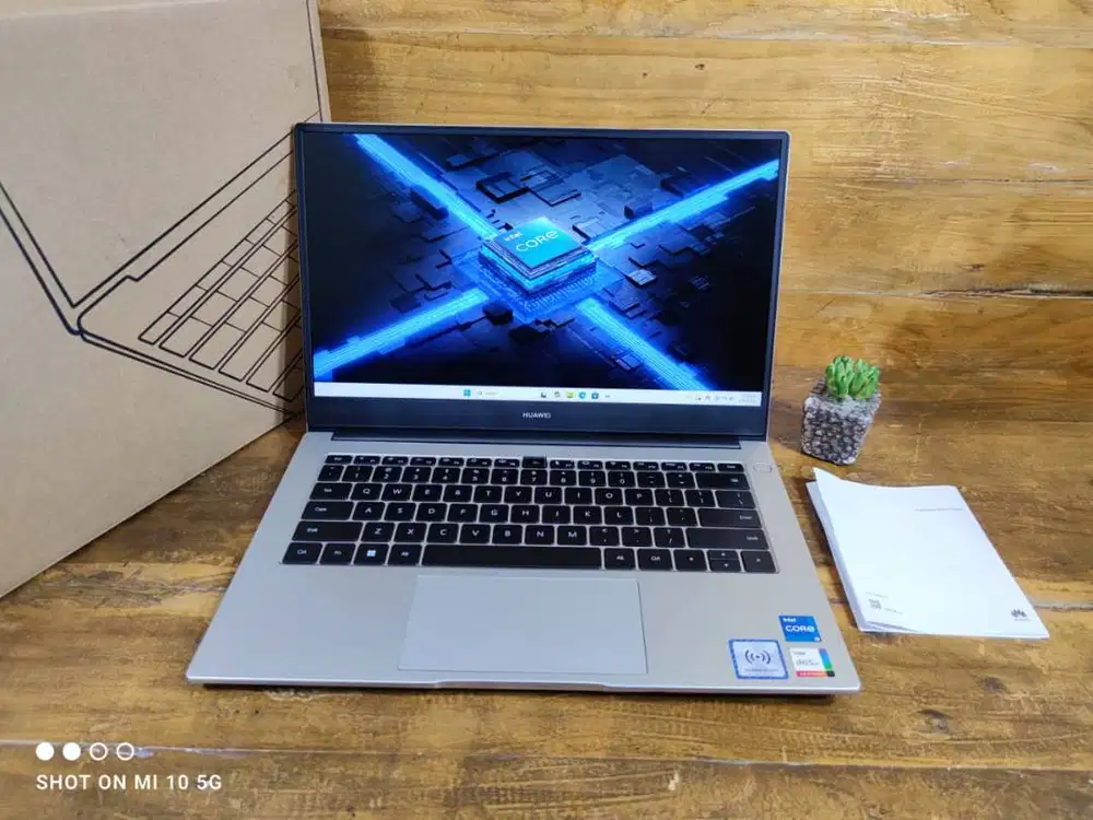Huawei D14 2023 Intel Core i5-1240P 8GB/512GB FHD IPS FULLSET GARANSI