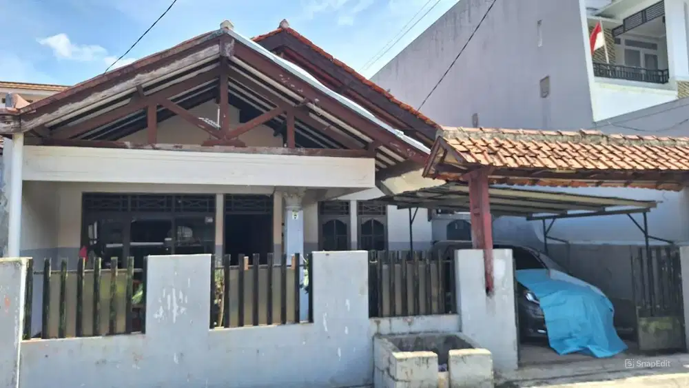 Dijual cepat rumah di Beji Timur dekat dengan UI, pintu Tol Kukusan