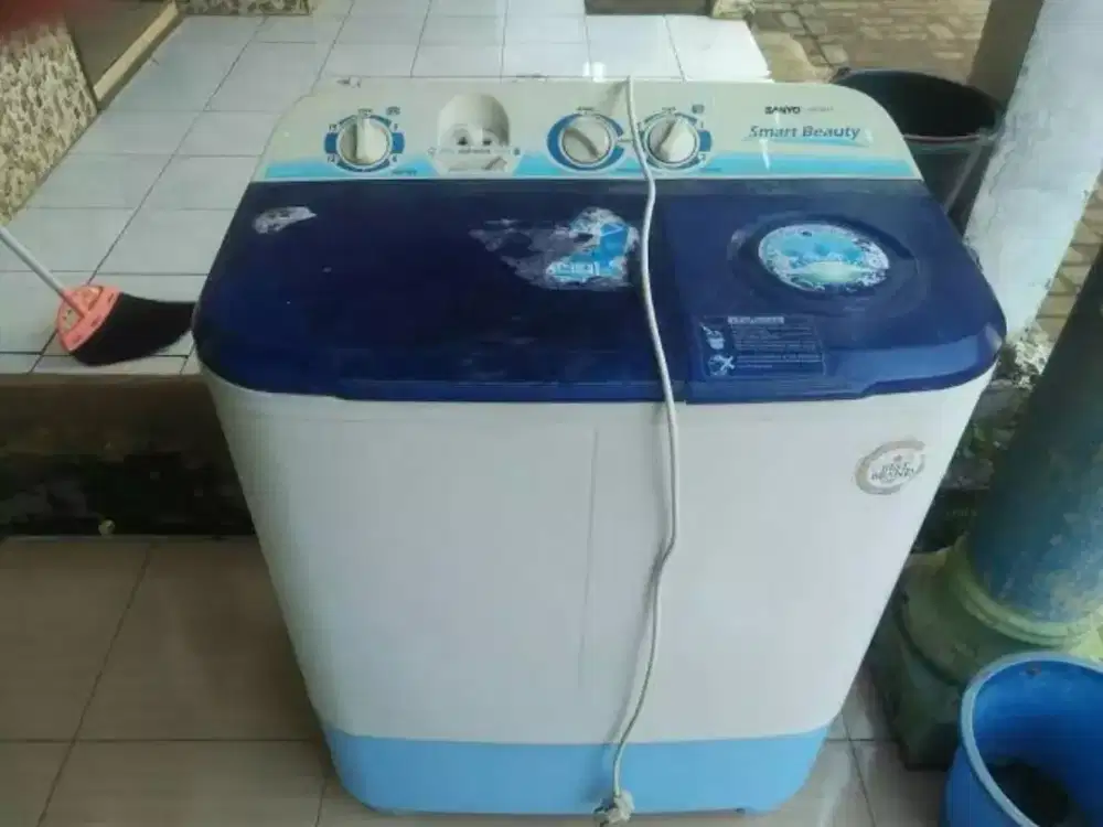 MESIN CUCI MERK SANYO