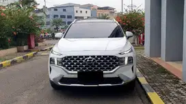 Hyundai Santafe Santa fe Prime 2.5 Bensin Panoramic AT Putih NIK 2023