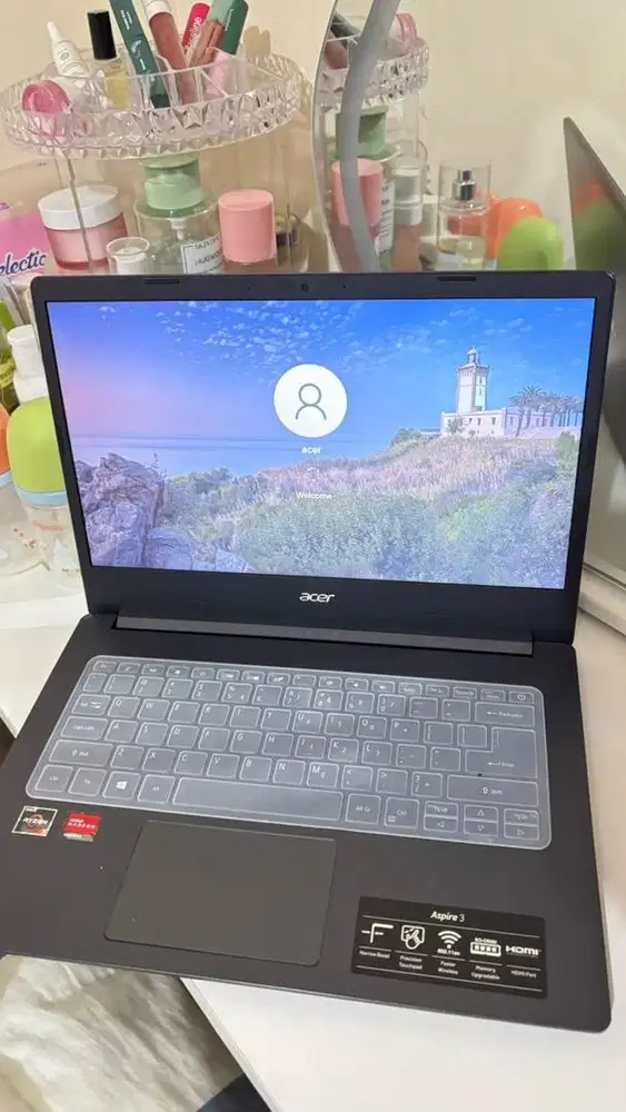 Latop acer aspire 3