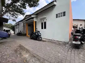 Dijual Rumah Kost 4 Kamar Tidur di Area Kampus UNISA Jogja