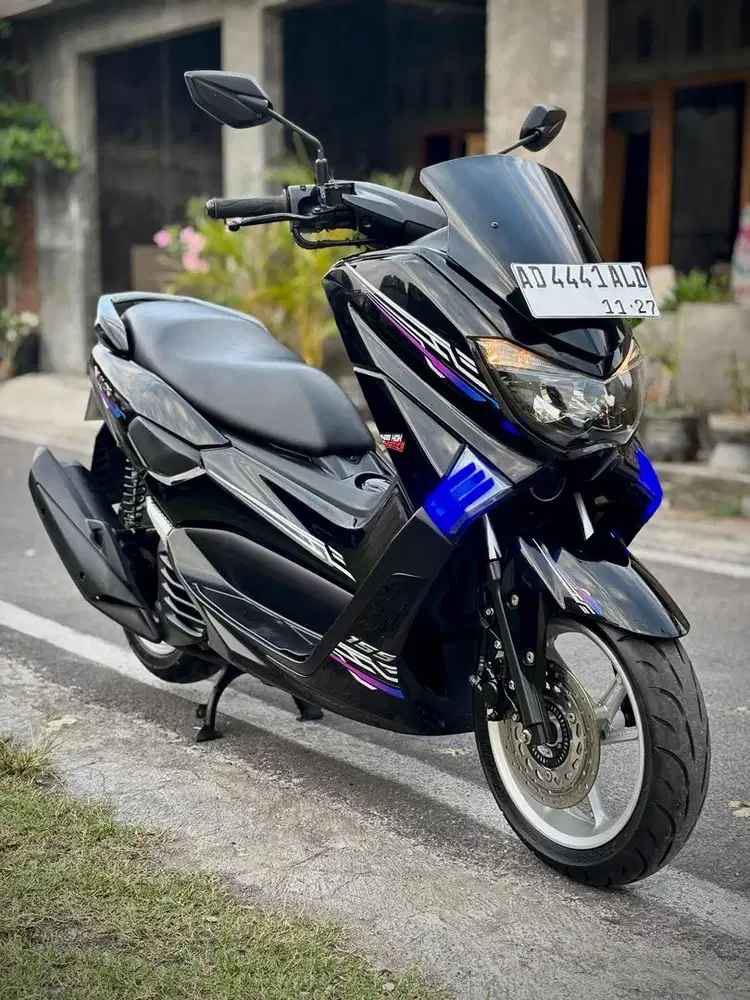 Yamaha NMax 155 VVA BLACK modis