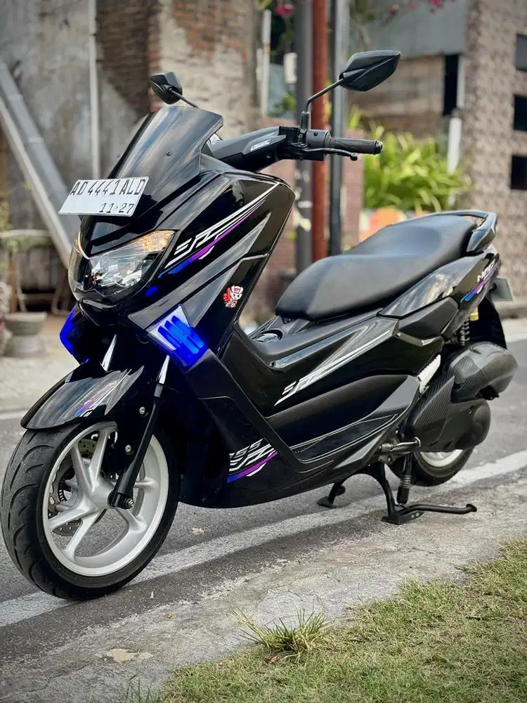 Yamaha NMAX 155 VVA Black Upgrade Apik