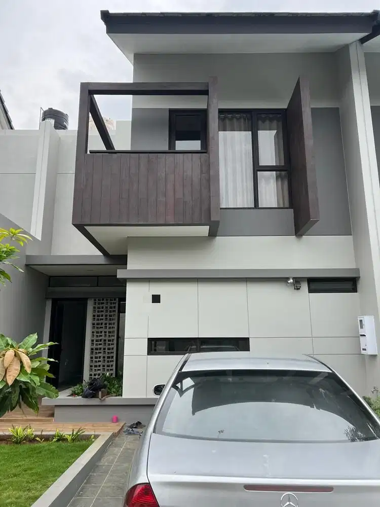 Dijual Rumah Premium 2 Lantai di Cluster Flora Summarecon