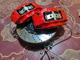 Kaliper rem Brembo 4 pot 