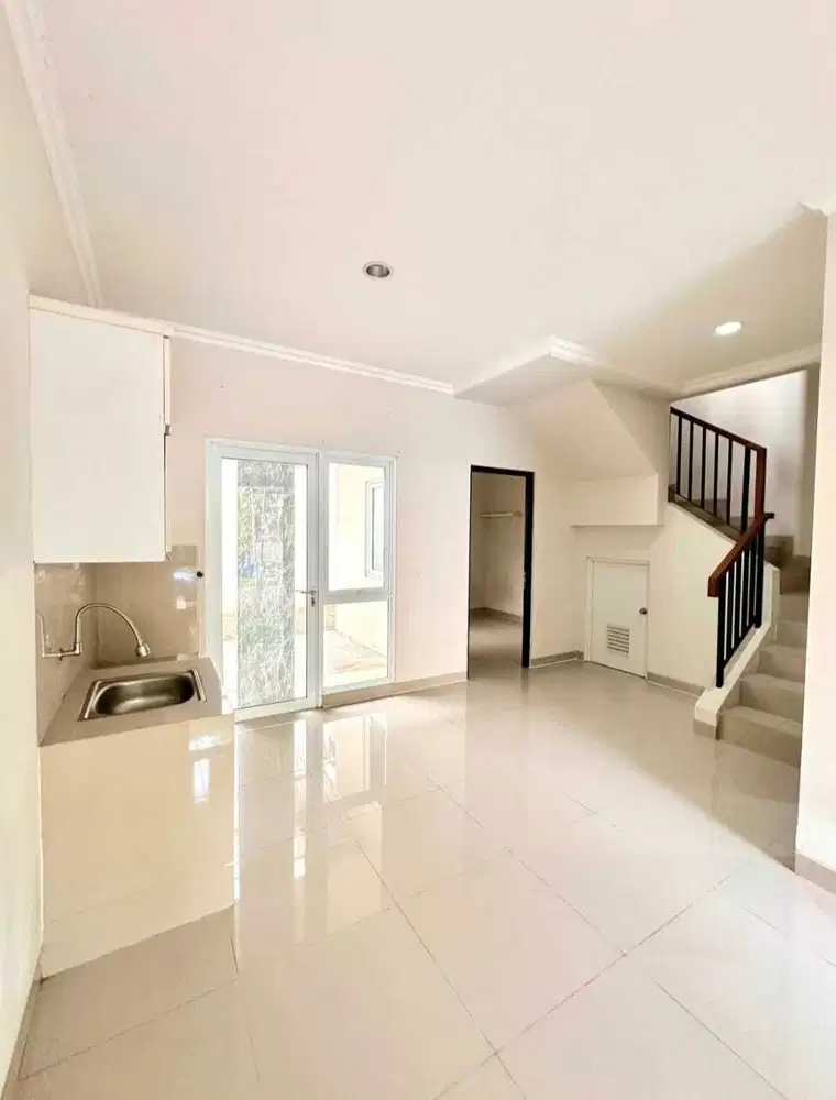 Rumah MODERN BSD, Nyaman Kamar Gede, Tengah Kota LE, Nusa Loka Puspita