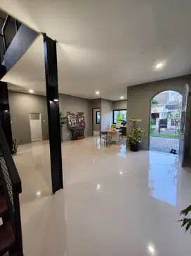 SEBRANG Nusa Loka 195m, Rumah Strategis, Luas Furnis, Villa BSD MANIS
