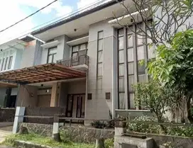 Rumah Lux Siap Pakai di Komplek Tirta Kencana Sertifikat Hak Milik