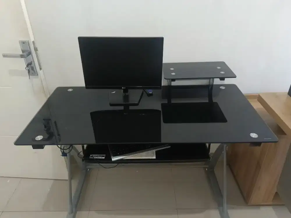 Meja kerja/meja kantor