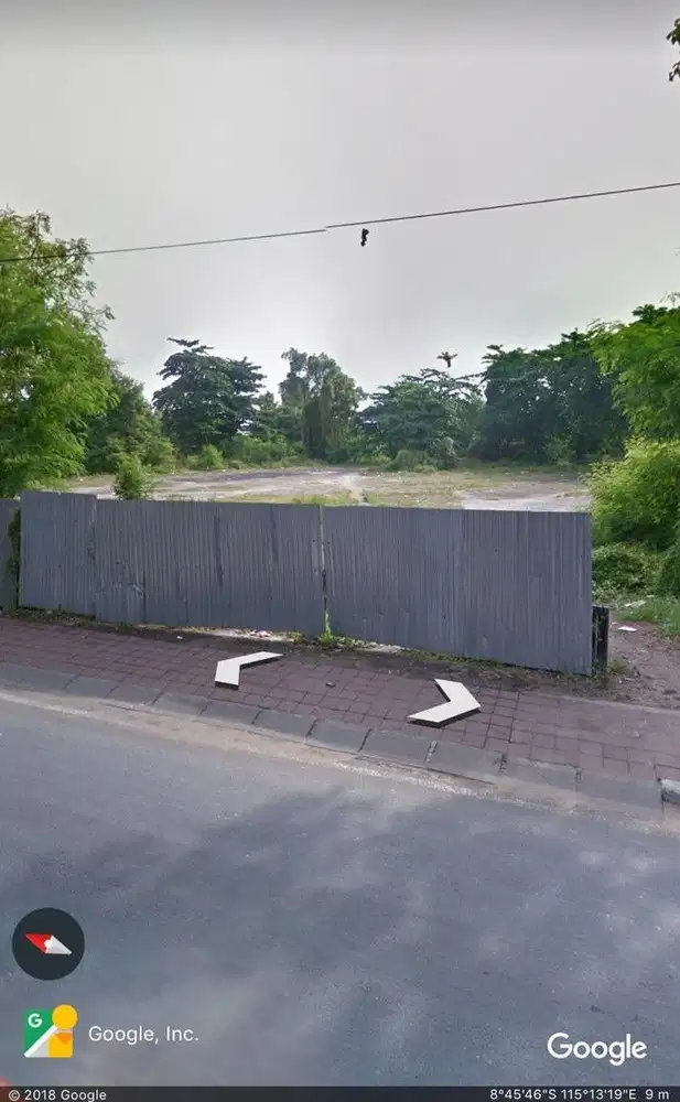 Tanah strategis dipinggir pantai