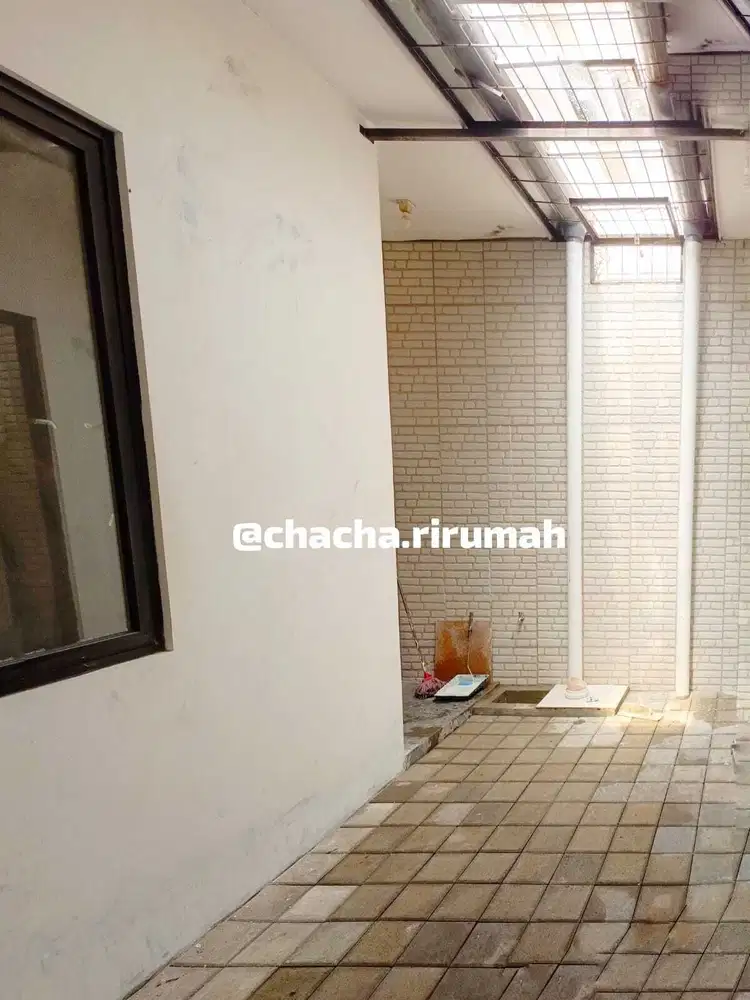 Rumah Luas Murah Siap Huni Taman dekat Transmart Graha Raya Bintaro