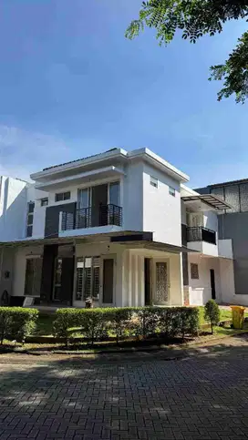 Dijual murah rumah rapih siap huni di Residence One-Bsd City(SHM)