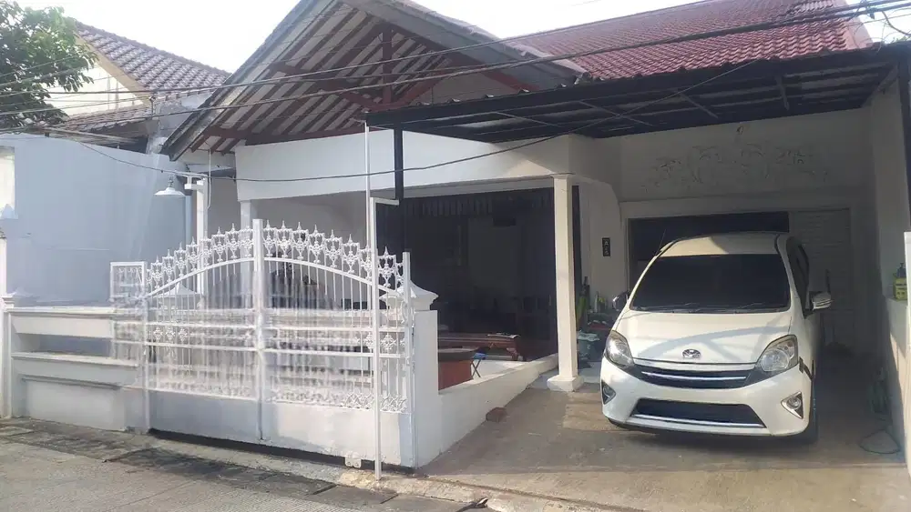 DIJUAL RUMAH DI KOMPLEK PERUMAHAN - JATIPADANG, PASAR MINGGU