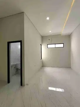 JUAL RUMAH BARU MINIMALIA SIAP HUNI DEKAT KAMPUS & RS UBAYA