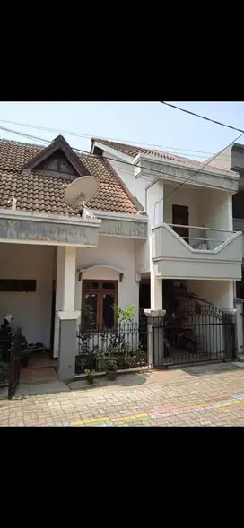 Dijual Rumah Siap Huni. Sangat terawat. Harga Murah Lagi Bu Cepat  Lokasi Perum. PEPELEGI Indah Waru Sidoarjo