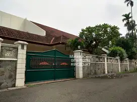 Rumah lokasi strategis, tenang, bebas banjir