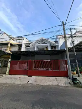 DISEWAKAN RUMAH NGINDEN INTAN TIMUR SUKOLILO SURABAYA RON.A2707