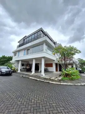 Rumah hommy dalam cluster graha hijau ciputat