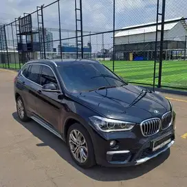 BMW X1 1.5 sDrive18i Xline 2019 Hitam Panoramic