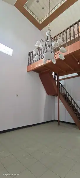 Jual Rumah 2 Lantai Area Strategis di Cirebon Kota