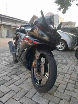 Yamaha R15 2016