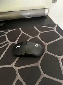 DIJUAL MOUSE GAMING LOGITECH GPRO X SUPERLIGHT 2