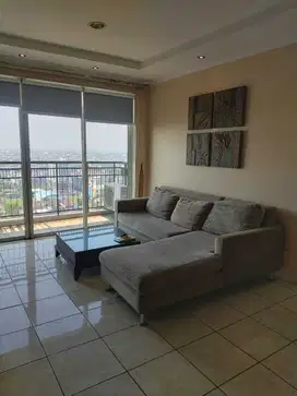 View Laut Memukau di Apartemen 3 bedroom MOI Kelapa Gading