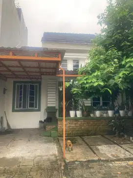 Rumah Luas Hadap Timur 8 menit ke Stasiun Rawa Buntu Siap KPR J-36908