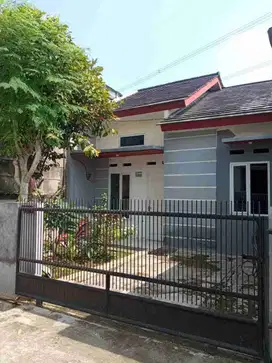 Rumah Siap Huni bulak dalam Cluster Di pondok petir Bojongsari kota Depok