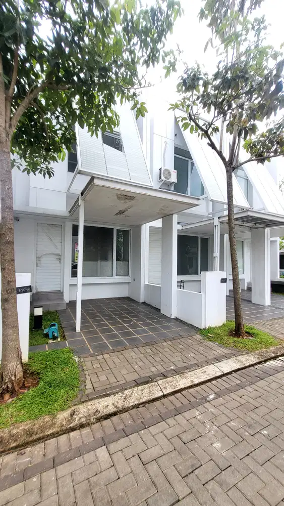 Rumah 2 Lantai Furnish di BSD Dekat Mall dan Kampus