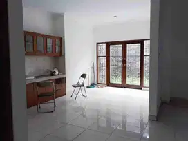 (BIG SALE) RUMAH SAYAP SUTAMI, SUKAHAJI, BANDUNG, PUSAT KOTA STRATEGIS, NYAMAN , AREA WISATA (NEGO)