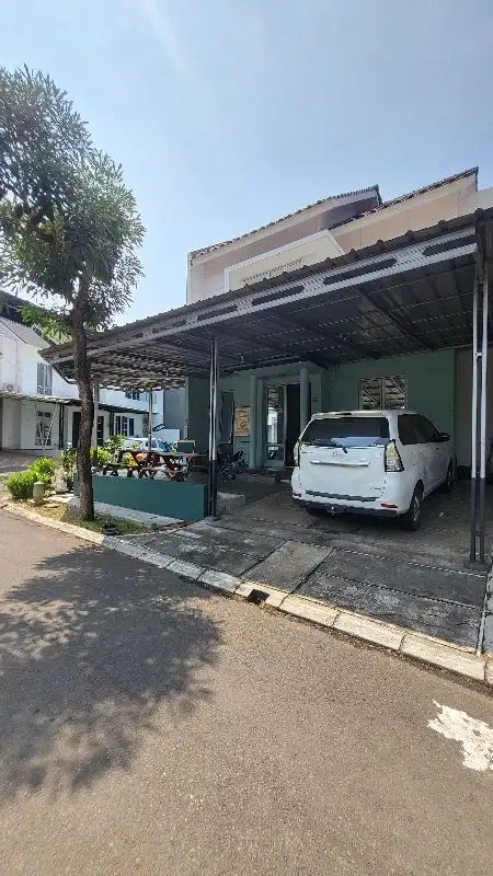 Rumah Hoek 2 Lantai Hadap Taman di Gading Serpong