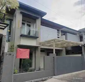 Rumah mewah 2 Lantai di Batununggal Indah Pusat Kota Bandung
