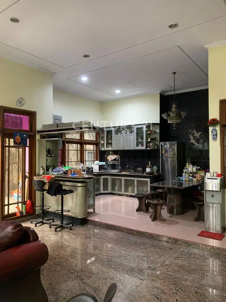 Rumah Panjang Jembatan Lima Di Jalan Utama - 2