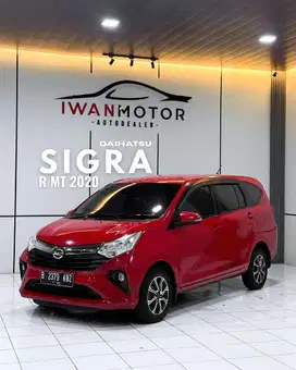Pajak Baru! Daihatsu Sigra R MT Tahun 2020