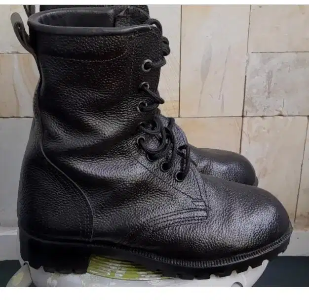 Sepatu pdl kulit jeruk