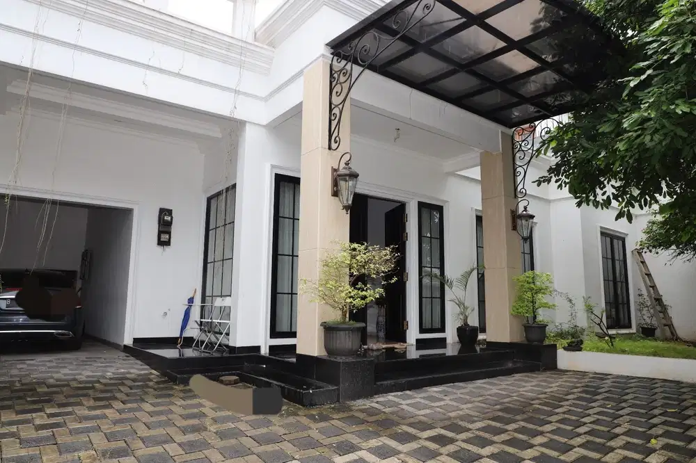 Rumah Mewah Full Furnished Di Kemang Jakarta Selatan S8936