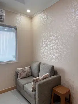 DISEWAKAN APARTEMEN GREEN PRAMUKA CITY 2 KAMAR FULL FURNISH TOWER PENELOPE PER BULAN INCLUDE IPL