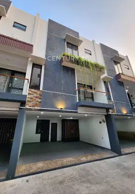 Rumah 3 Lantai Brand New Di Johar Baru Jakpus S8983